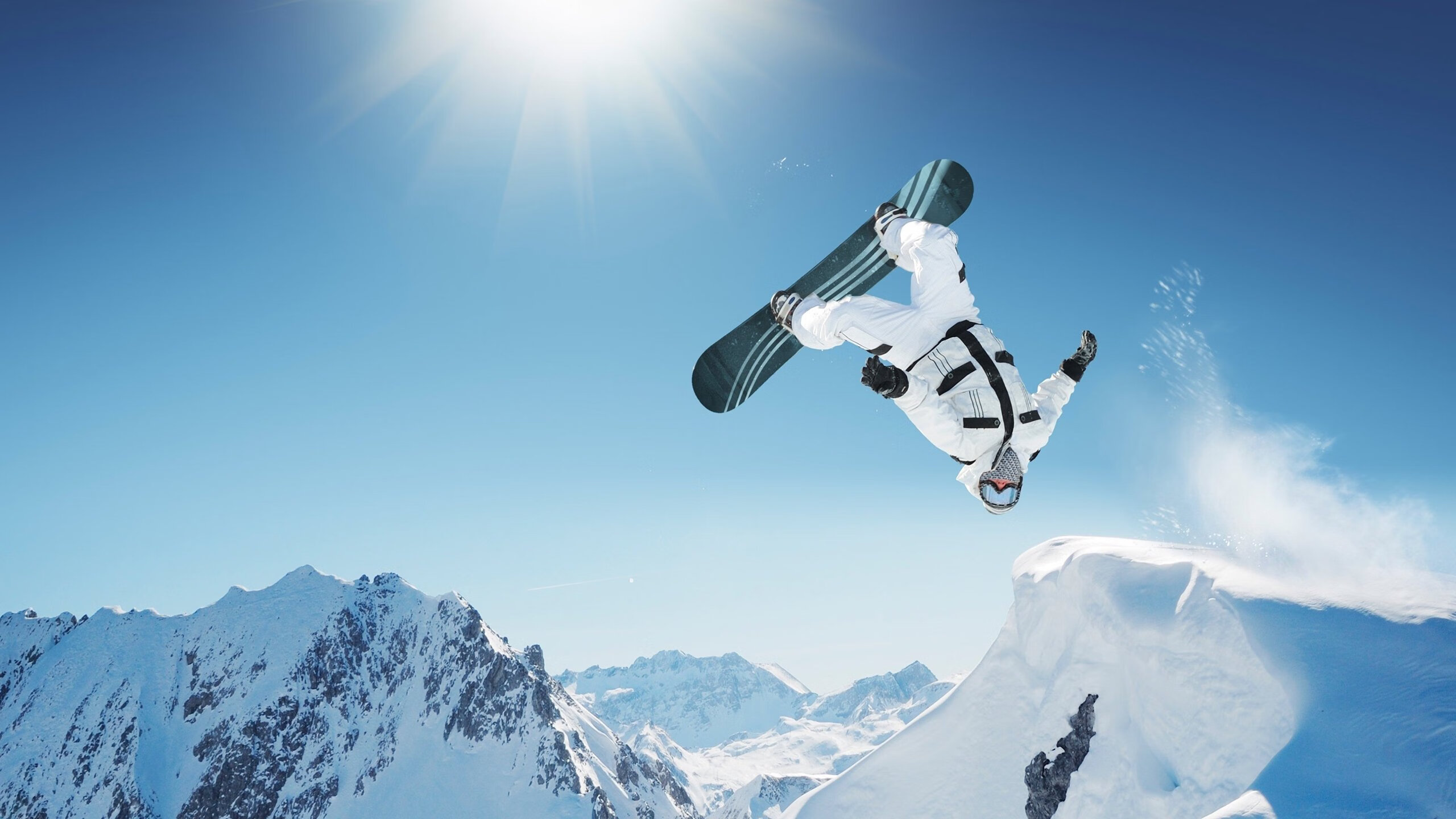 伯恩茅斯众志成城,客场大胜领跑者,伯恩茅斯图片