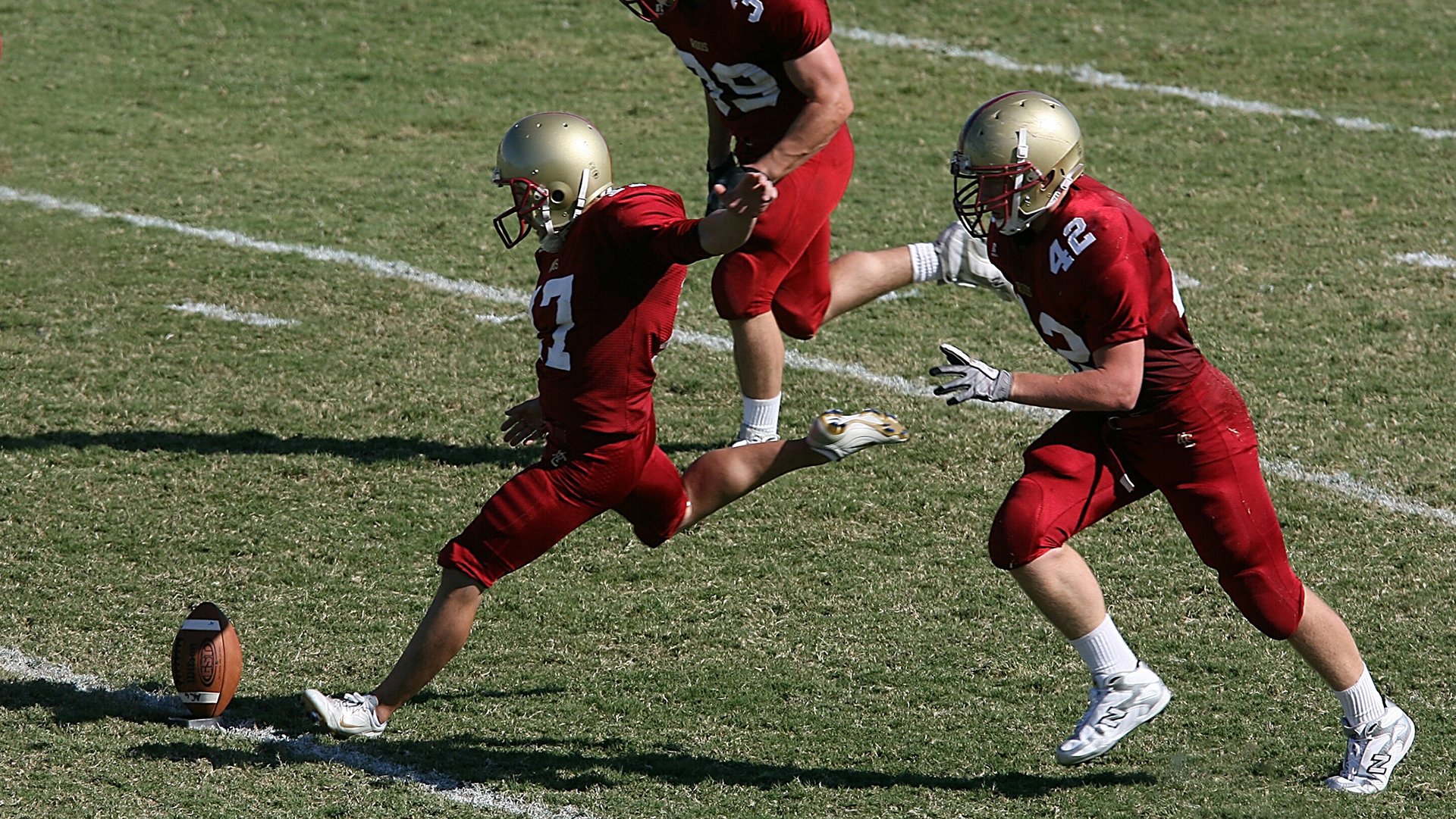 巴拉多利德客场平局，暂时保持在西甲中游，巴拉多利德保级